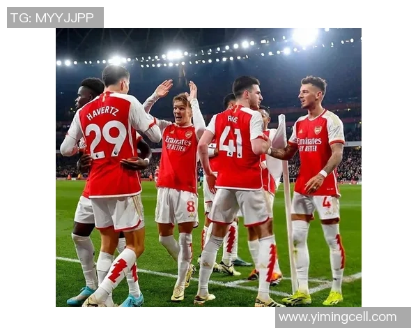 英超焦点战阿森纳与巴萨激战成平局全场观众热情高涨